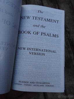 Predám  Bibliu-Novy Testament a Žalmy-v modernej angličtine - 5