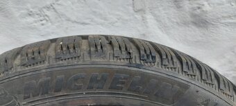 215/45/R17 Michelin Alpin 6 - 5
