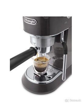 DeLonghi Dedica EC 685.R – štýlový pákový kávovar, nový, -30 - 5