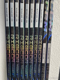 Hokejka CCM Ribcor Trigger9 Pro - 5