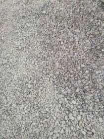 Štrk - kamenivo - piesok - lomový kameň - makadam - 5