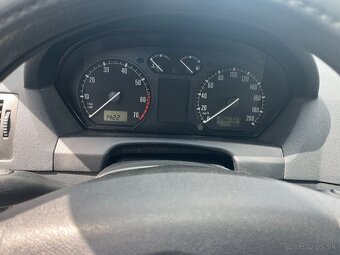 ŠKODA FÁBIA 1.4 MPI 11/2002 - 5