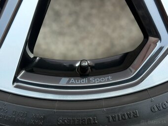 LETNA SADA AUDI Q3 5X112 R19 8,5J ET38 - 5