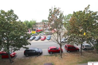 1-izb.kompletne zariadený pekný byt s balkónom s Energiami,H - 5