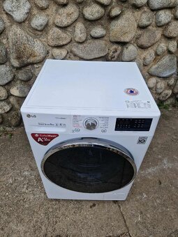 LG-8 kg parná práčka, 1400, 6 Motion DD, TrueSteam™
- 5