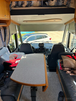 OBYTNÉ AUTO CONCORDE CHARISMA 850 - MERCEDES - 5