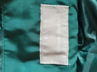 Smaragdovozelená prešívaná bunda s kapucňou - 5