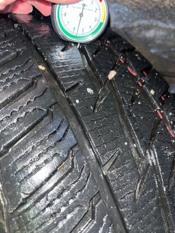 5x112r17    215/60R17 - 5