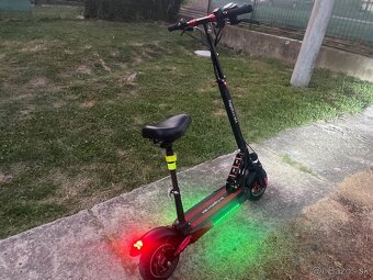 Elektrická kolobežka Kugoo Kirin M4 – dojazd až 99km  Predá - 5