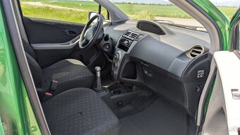 Toyota Yaris - 5