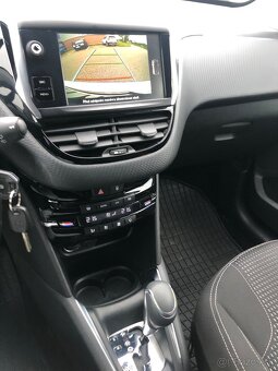 Peugeot 208 automat - 5