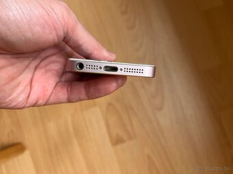 iPhone SE(2016) 32G - 5