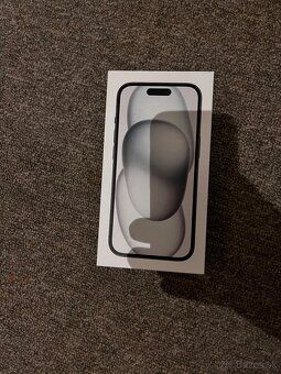 iPhone 15,Black,128GB - 5