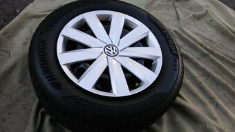 pl d 5x112 r16 VW group + zimné 215/60 r16 XL + orig puk - 5
