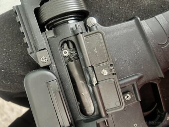 Airsoft M4 elektrická - 5