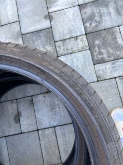 Predám 2ks letné pneu PIRELLI P ZERO 245/35R20 - 5