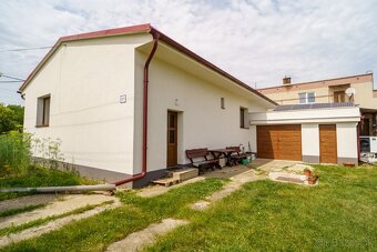 Exkluzívny predaj rodinného domu v obci Jelšovce, okres NR - 5