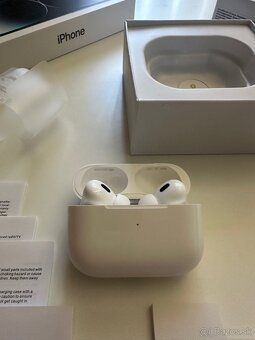 Apple AirPods 2 Pro USB-C - 5