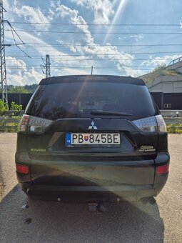 MITSUBISHI OUTLANDER 2 2.0TDI 103KW M6 4X4 2008 - 5