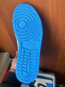 Nike Air Jordan 1 Retro High OG University Blue Shoes - 5