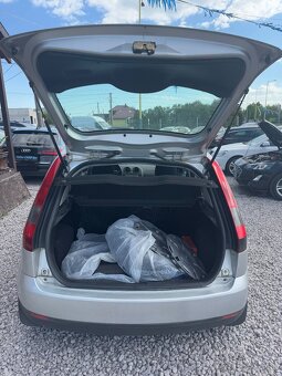 Ford Fiesta - 5