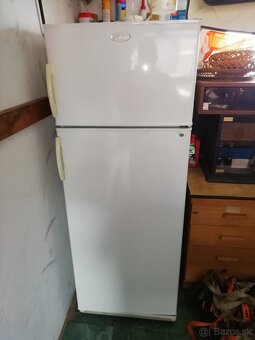 Chladnička s mrazakom. - 5