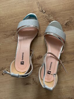 sandále - 5
