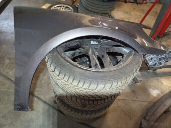 Predám predné blatníky VW Passat CC ,08- LC8Z - 5