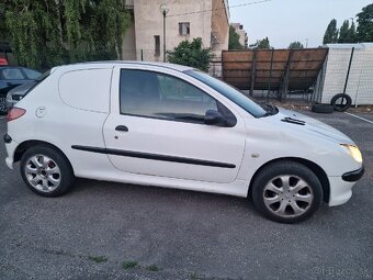 Peugeot 2 dvere 2 Sedačky - 5