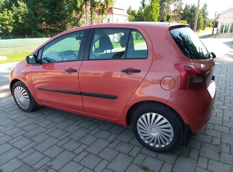 Predám Toyota Yaris 1.3 VVTI 64kw s klímou - 5