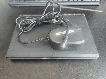 Predám Netbook Asus EEE Pc 4G - 5