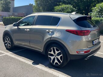 Kia Sportage 2.0 CRDI 4x4 GT-line - 5