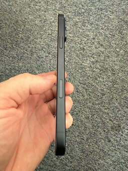 Predám Apple iPhone 16 Plus 128GB čierny - 5