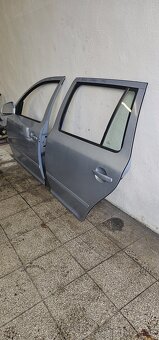Dvere octavia 2 9452 - 5