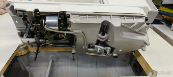 Průmyslový automatický šicí stroj Jack A4s - 5