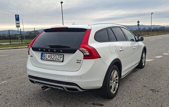 Volvo V60 Cross Country D4 Momentum AWD - 5