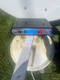 Predám satelit na karavan Maxview automat - 5