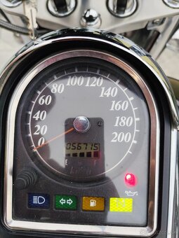 Suzuki Intruder VL 1500LC - 5