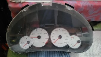 PEUGEOT 206 - 5