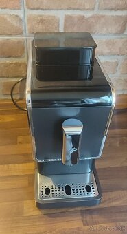 automaticky kavovar s mlynčekom na kávu - 5