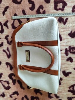 Bielohnedá kabelka Michael Kors,nemá vnútorný štítok, koža - 5