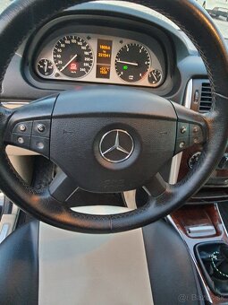 Mercedes B200 - 5