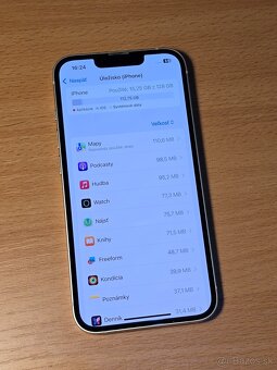 Apple iPhone 13 - 128GB - 5