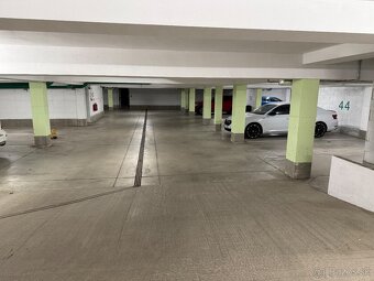 Vnútorné parkovacie miesto, Staré mesto Košice - 5