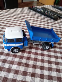 Škoda 706 RTS DeaGostini - 5