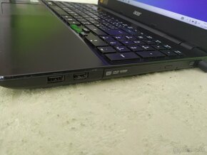 Notebook Acer Aspire E5-572G - 5