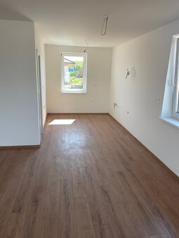 Novostavba 4-izb domu, pozemok 584 m2 - 5