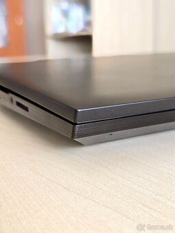 OMEN 17-ck2003 - 17" 240Hz 1440p, RTX 4090, i-9 13900HX - 5