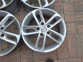Originálne hliníkové disky Mazda R16, 5x114,3 - 5