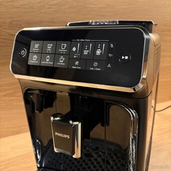 Automatický kávovar Philips LatteGo 3200 - 5